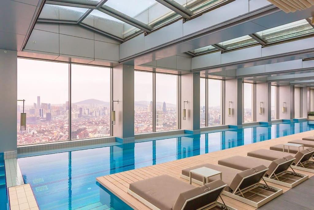 Emaar, Dinner At 102M With A View Of The Bosphorus Istambul Extérieur photo